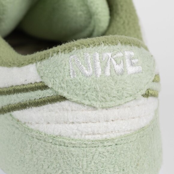 Sz 8.5 W Nike Dunk Low SE Fleece Pack Honeydew - Picture 4 of 13